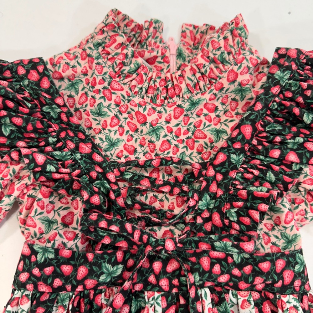 Vintage Strawberry Print Ruffle Dress Girls Toddler Red/Black Floral Cottagecore - Picture 2 of 6